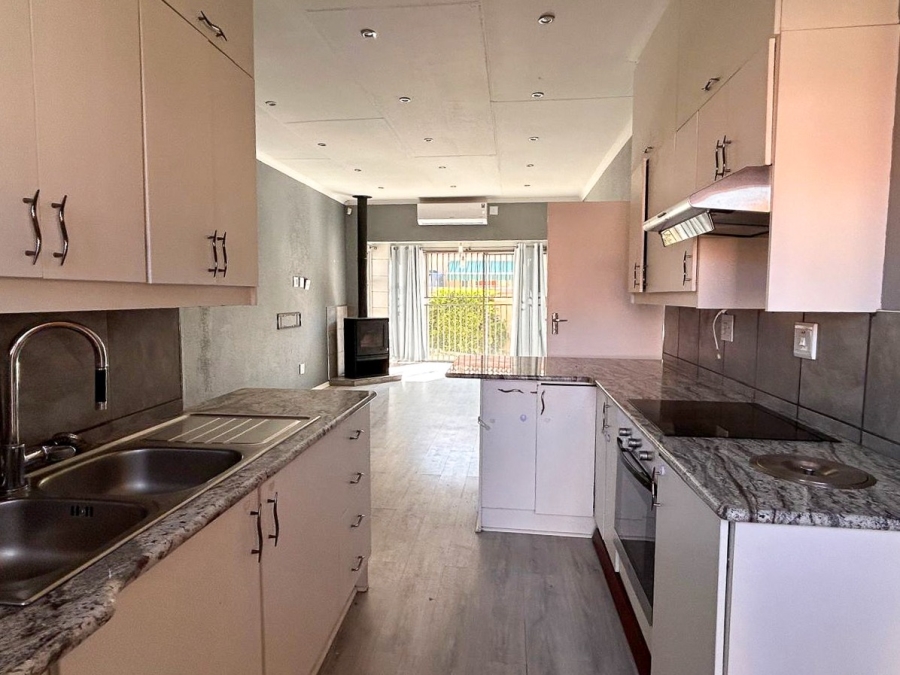 3 Bedroom Property for Sale in Baillie Park North West